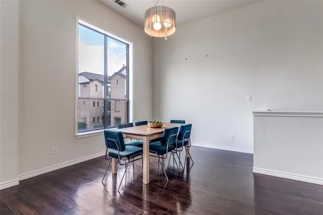 $425,000 | 13900 Noel Road, Unit 2, Dallas, TX 75240