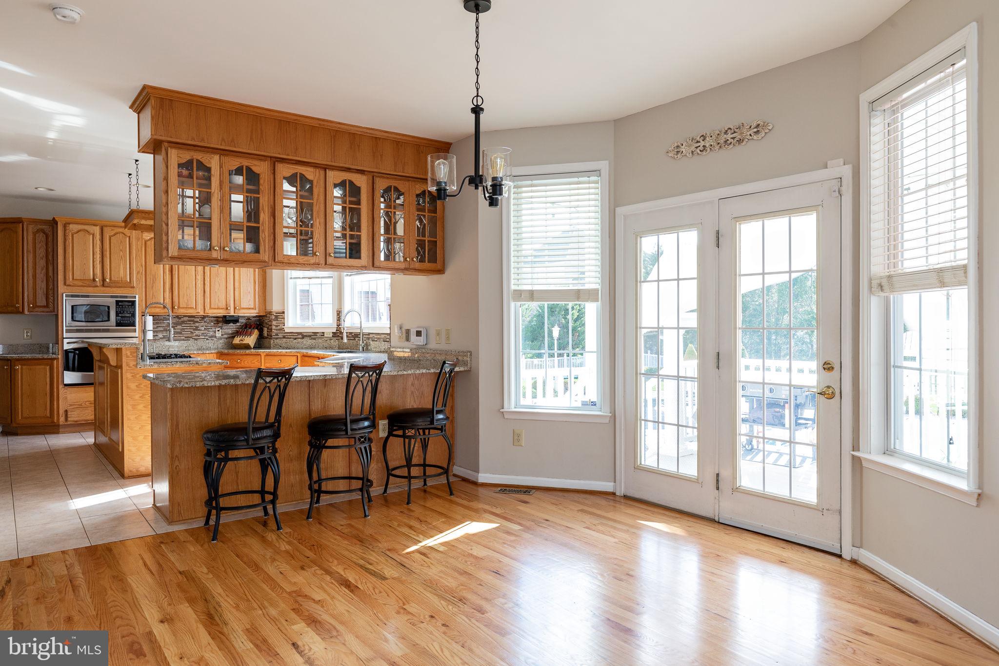 281 Huntersridge Road Winchester, VA 22602 - Photo 16 of 50 Breakfast eating area to gourmet kitchen