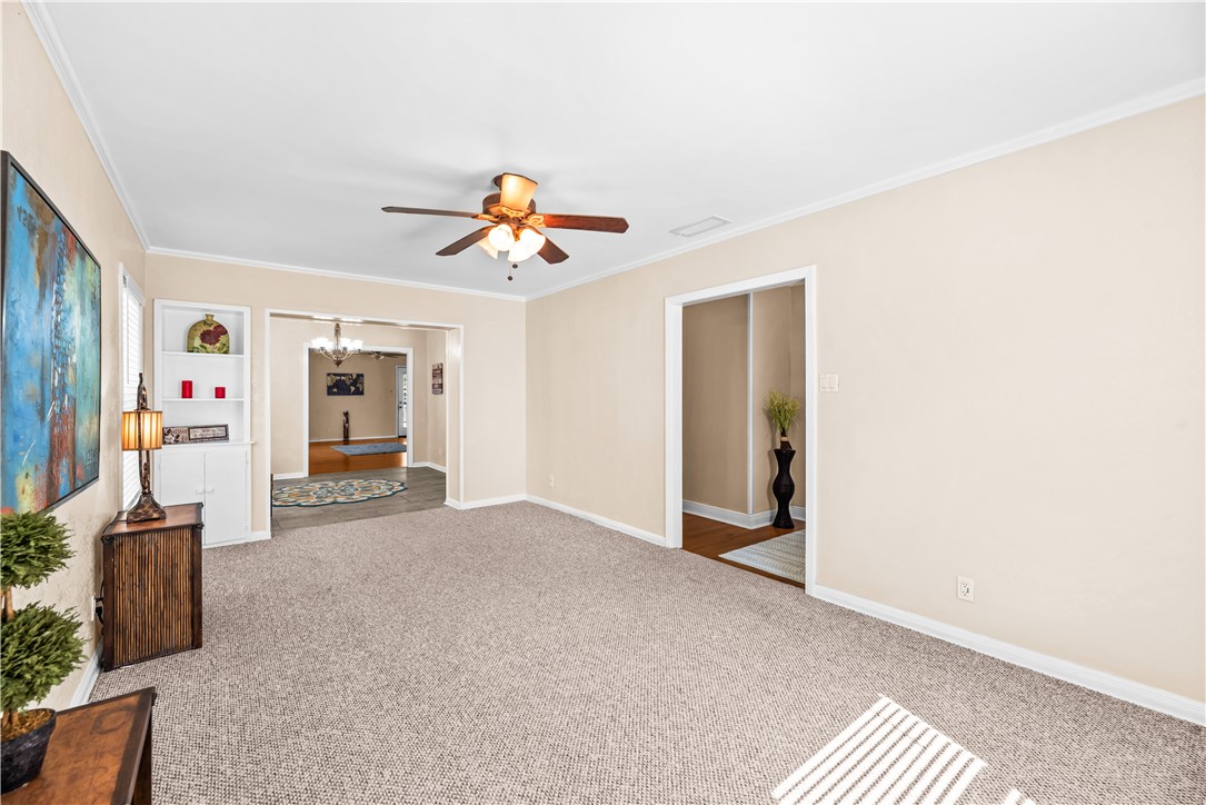714 Indiana Avenue Corpus Christi, TX 78404 - Photo 9 of 38 a view of a livingroom with a staircase