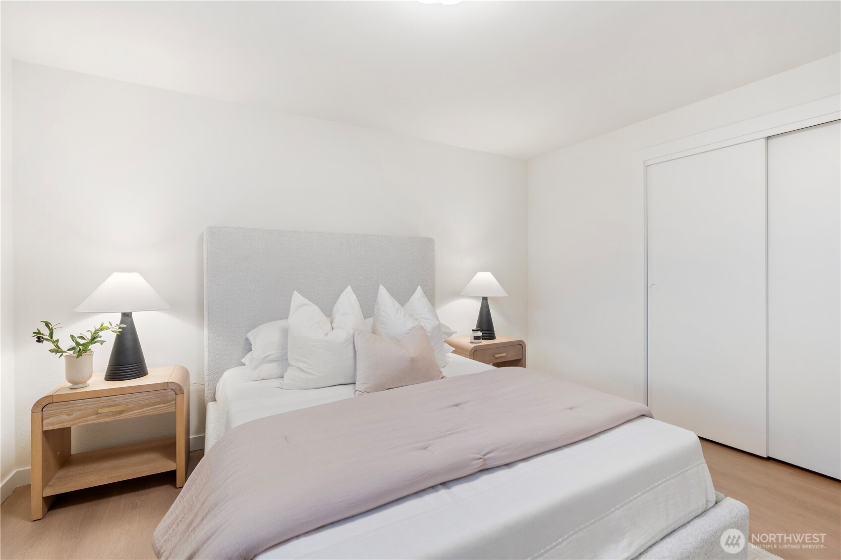 25618 29th Avenue South Kent, WA 98032 - Photo 16 of 27