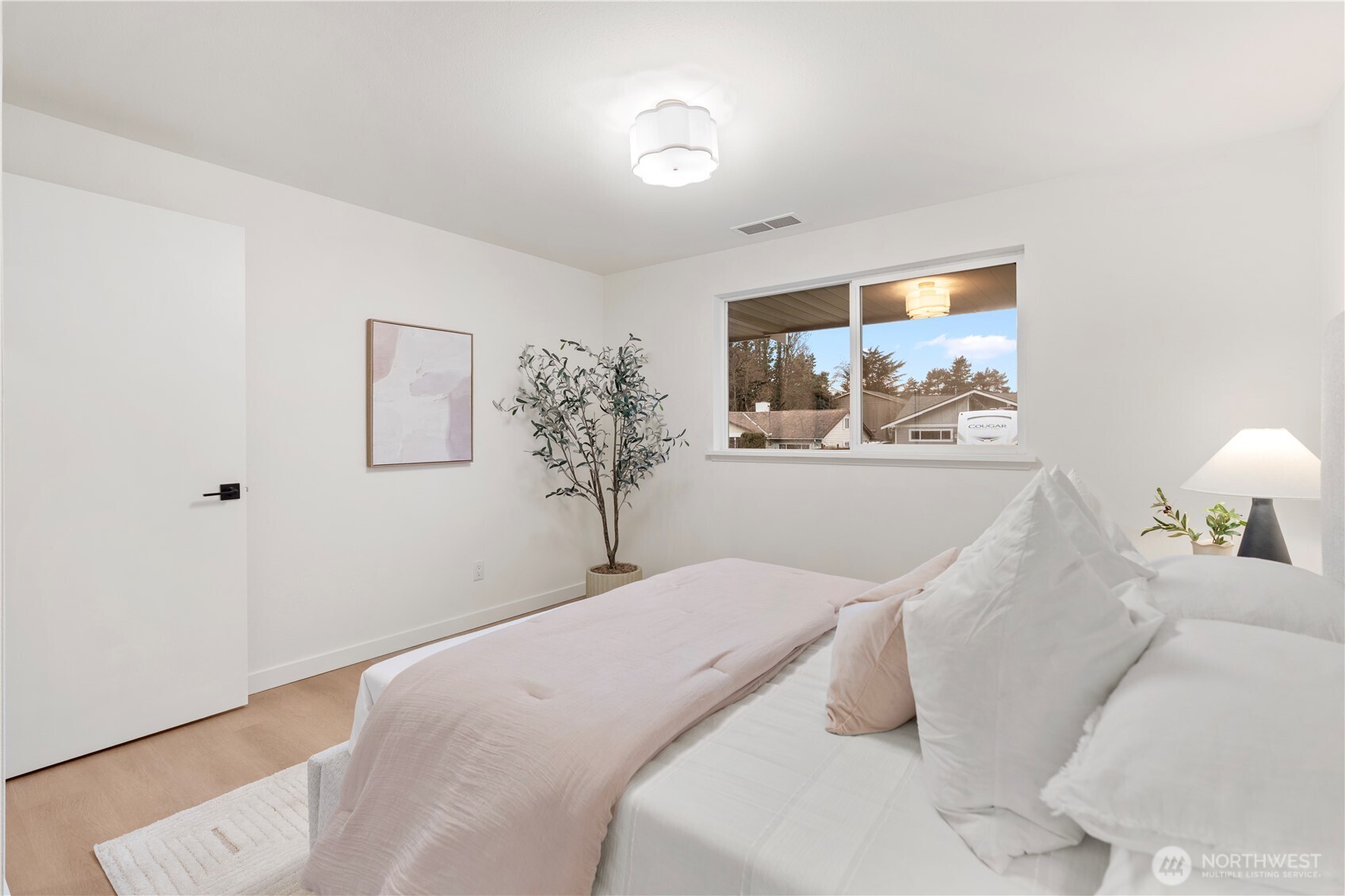 25618 29th Avenue South Kent, WA 98032 - Photo 17 of 27