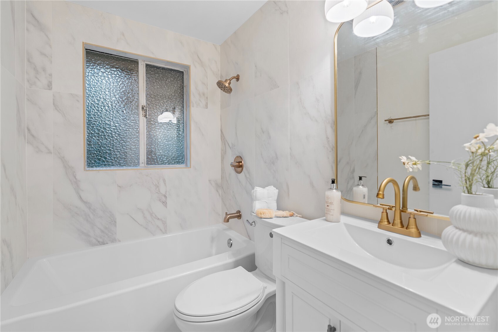 25618 29th Avenue South Kent, WA 98032 - Photo 18 of 27