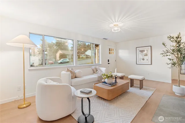 $525,000 | 25618 29th Avenue South, Kent, WA 98032