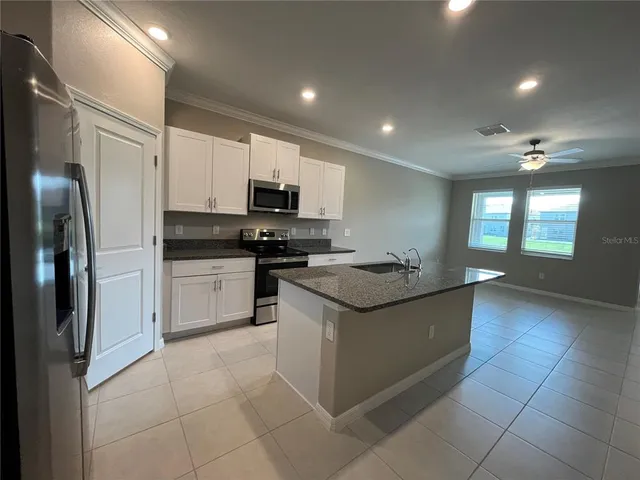 $2,095 | 31864 Blue Passing Loop, Wesley Chapel, FL 33545