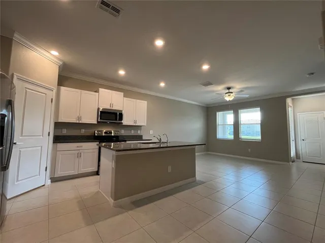 $2,095 | 31864 Blue Passing Loop, Wesley Chapel, FL 33545