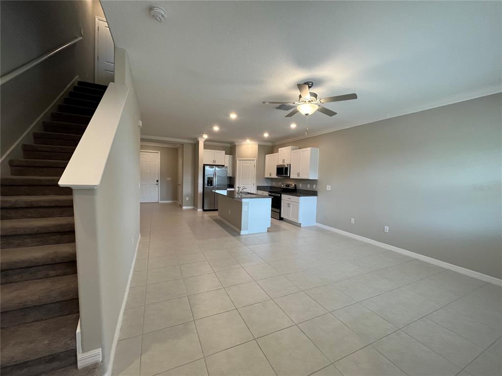 31864 Blue Passing Loop Wesley Chapel, FL 33545 - Photo 7 of 28