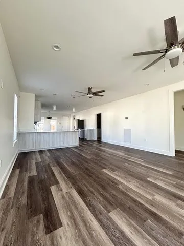 $3,100 | 417 Ridgelake Drive, Metairie, LA 70001