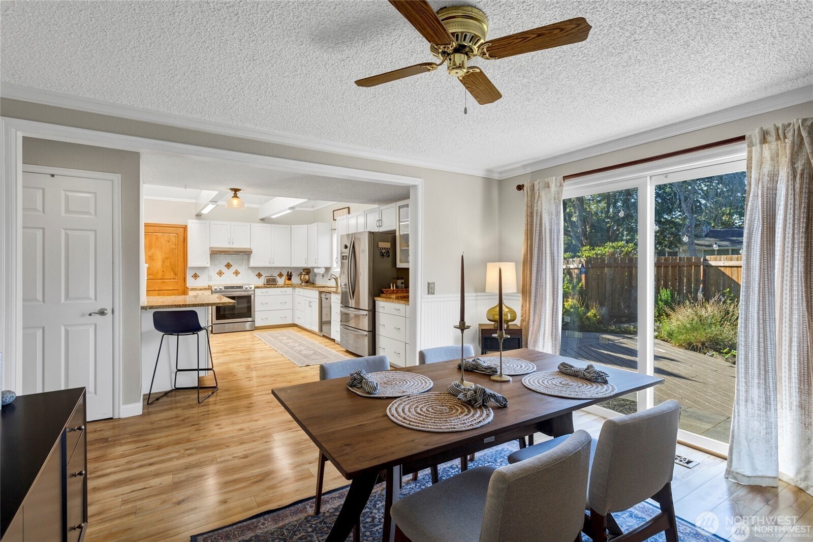 6502 Avondale Road Southwest, Unit 4 Lakewood, WA 98499 - Photo 16 of 32