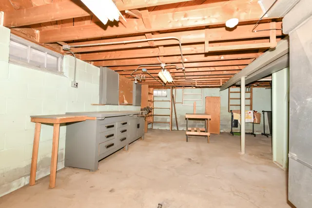 $200,000 | 6124 West Spokane Street, Milwaukee, WI 53223