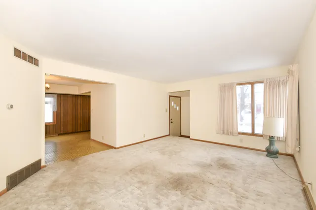 $200,000 | 6124 West Spokane Street, Milwaukee, WI 53223