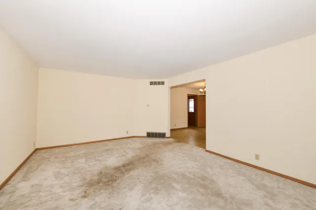 $200,000 | 6124 West Spokane Street, Milwaukee, WI 53223