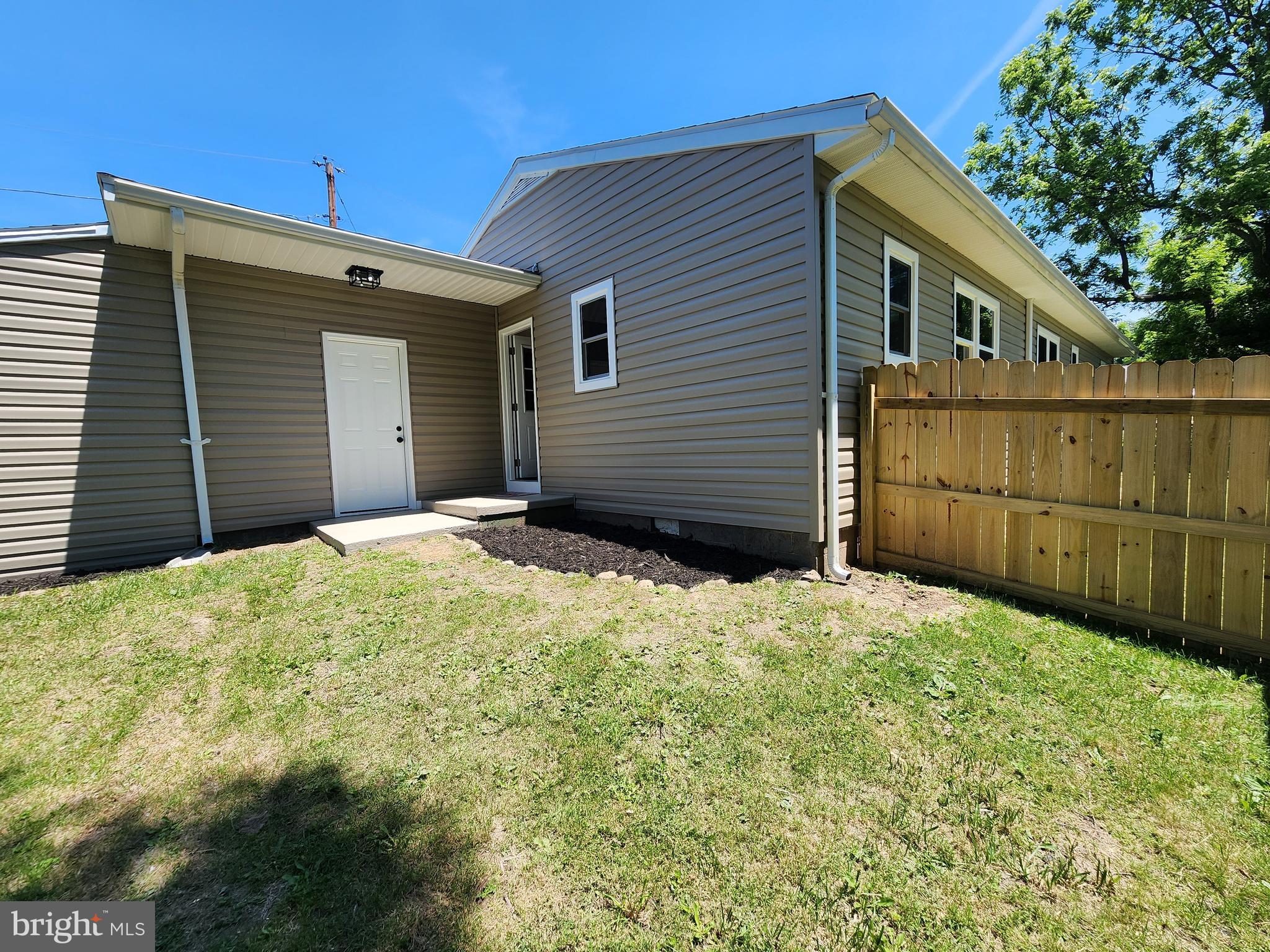 412 Everett Place Romney, WV 26757 - Photo 11 of 38