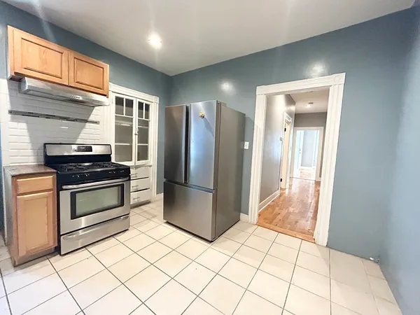 $2,650 | 14 Batchelder Street, Unit 1, Boston, MA 02125