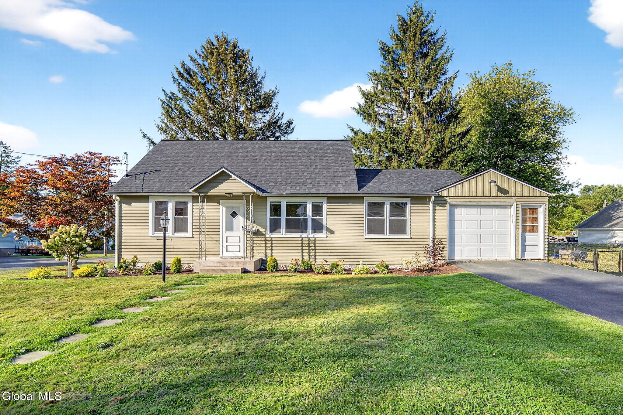 1-web-or-mls-001-024_DSC06702