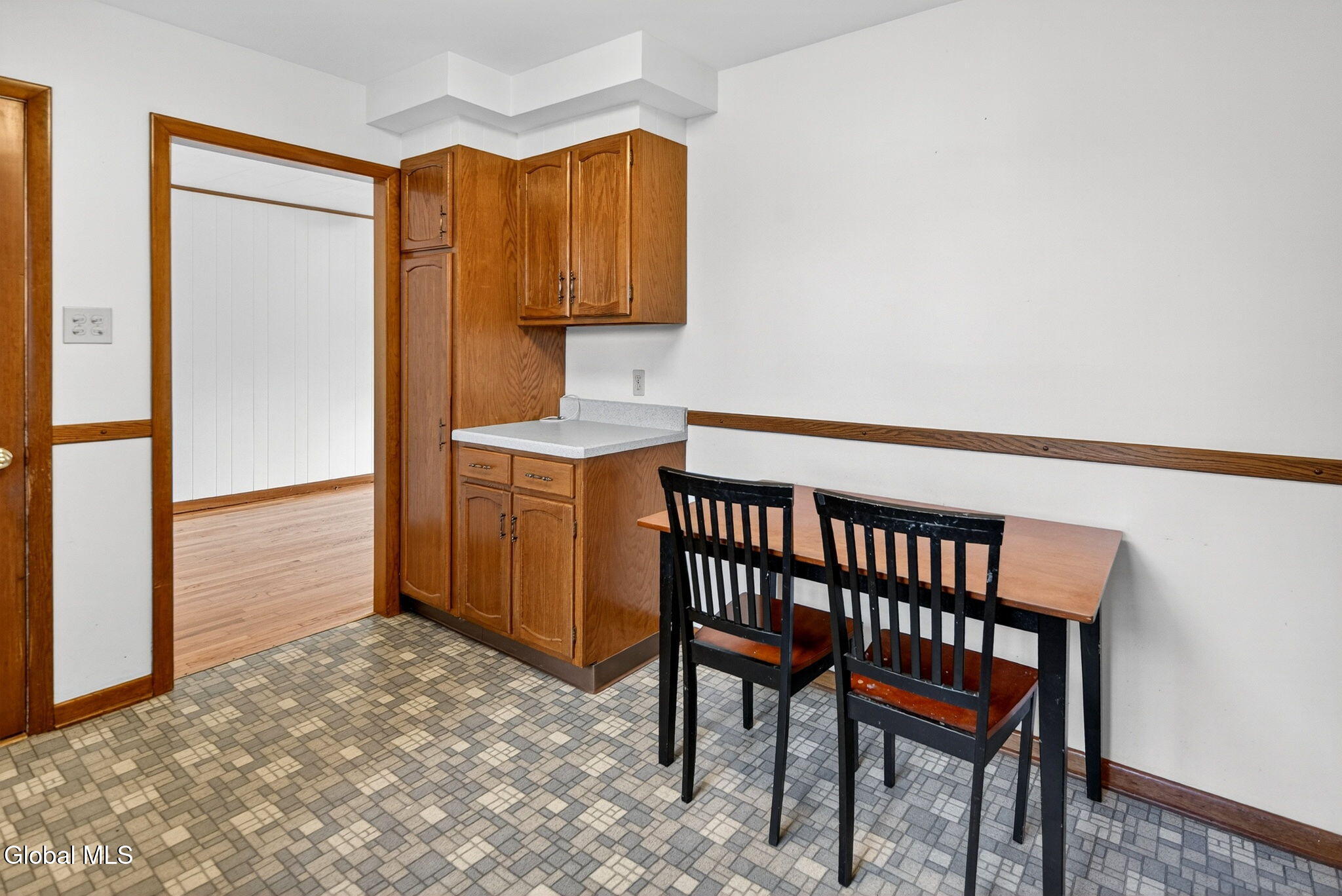 52 Overlook Avenue Colonie, NY 12110 - Photo 14 of 28 12-web-or-mls-012-003_DSC06563