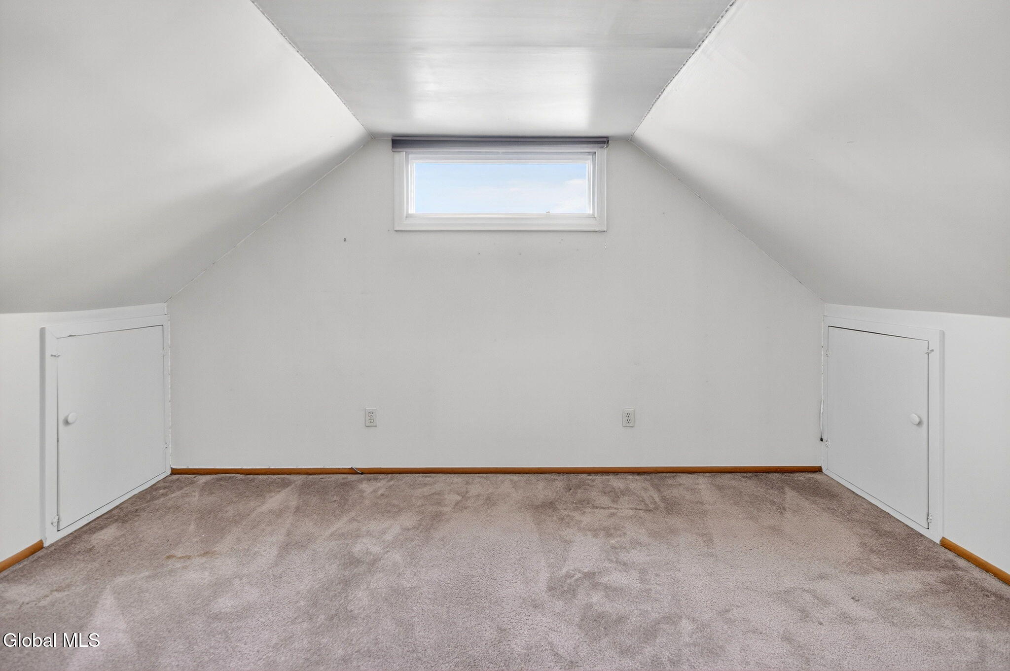 52 Overlook Avenue Colonie, NY 12110 - Photo 19 of 28 17-web-or-mls-017-015_DSC06632