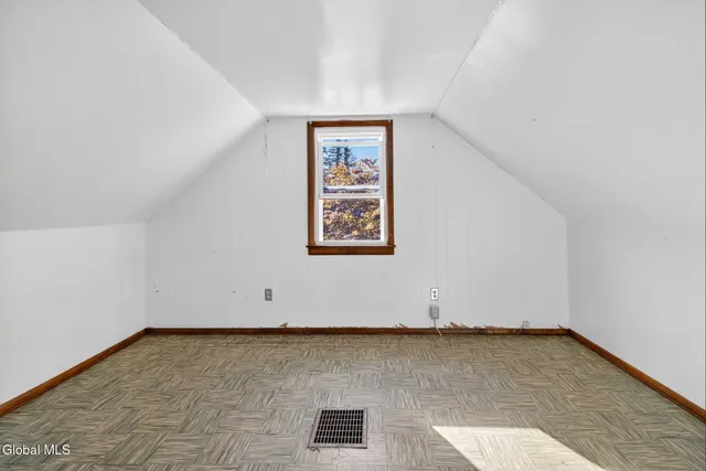 $339,900 | 52 Overlook Avenue, Colonie, NY 12110