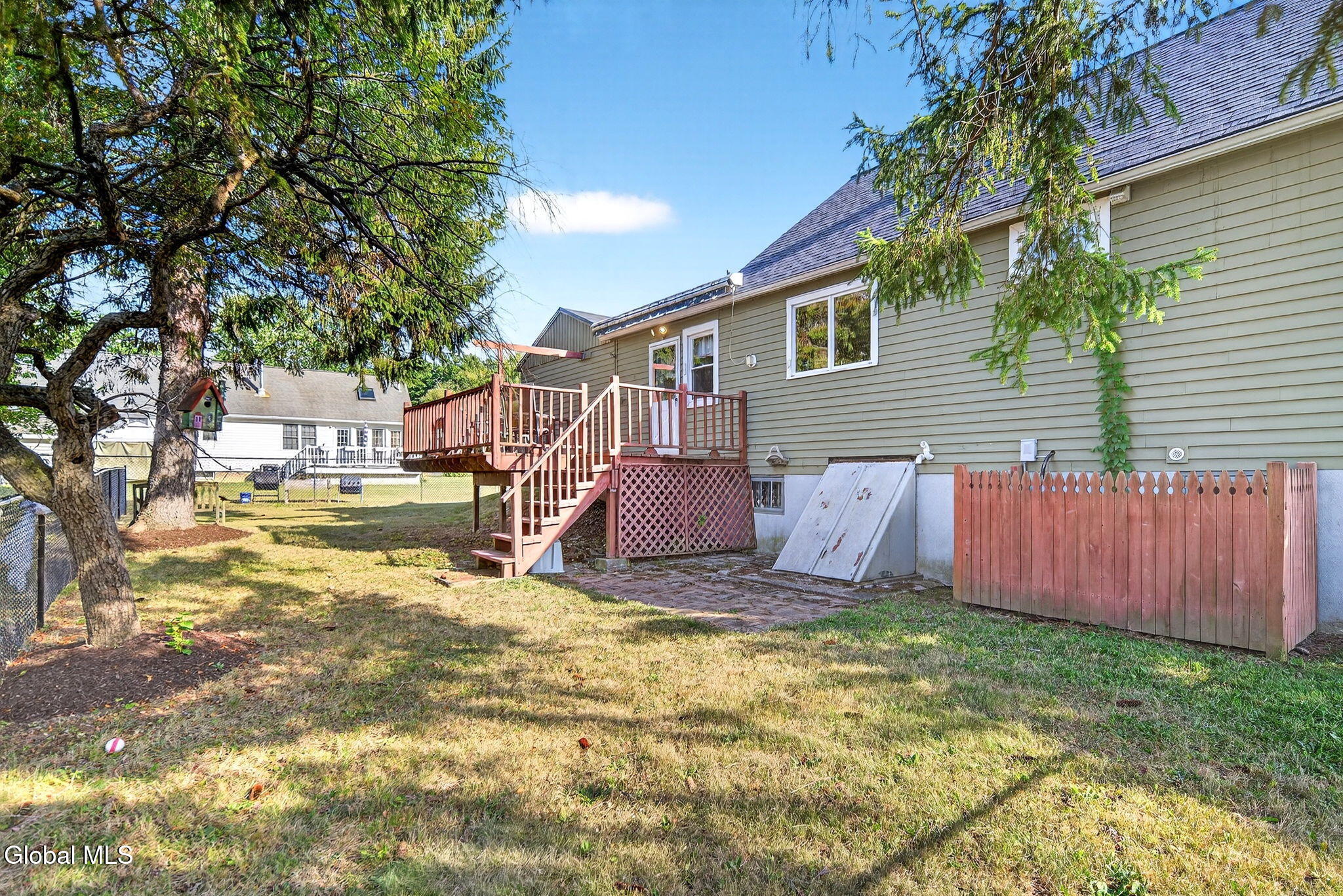 52 Overlook Avenue Colonie, NY 12110 - Photo 21 of 28 22-web-or-mls-022-021_DSC06659