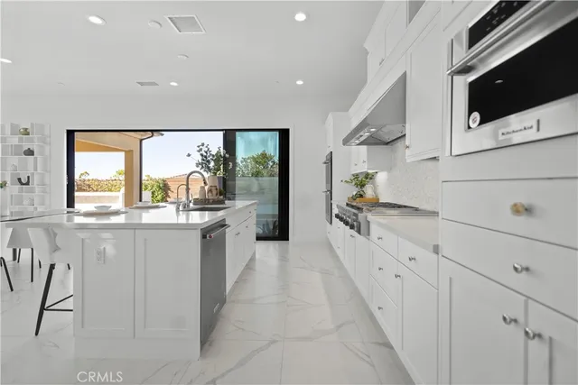 $3,079,000 | 37 Caspian, Lake Forest, CA 92630