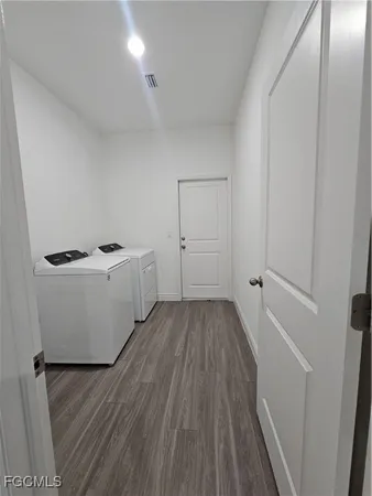 $2,400 | 8059 Sherwood Circle, LaBelle, FL 33935