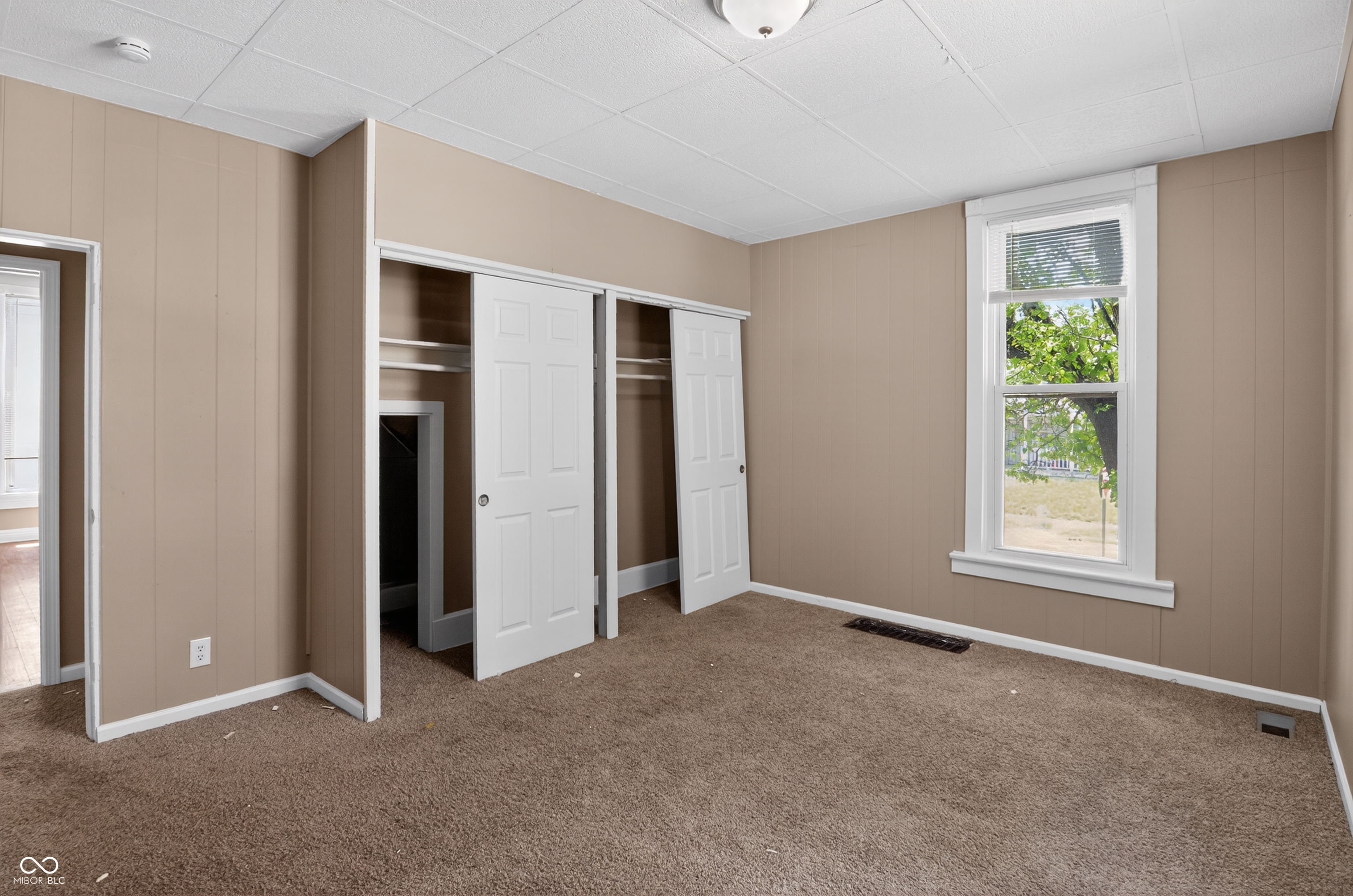91 North 4th Avenue Beech Grove, IN 46107 - Photo 17 of 33
