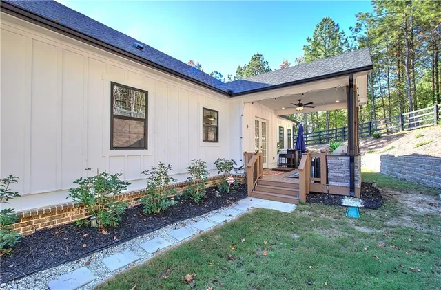 $699,900 | 503 London Road, Ball Ground, GA 30107