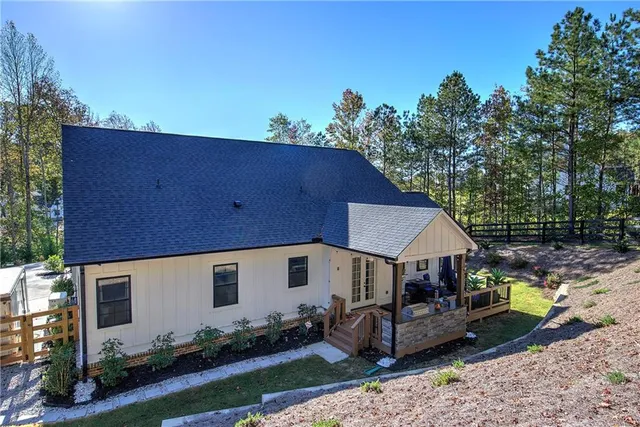 $699,900 | 503 London Road, Ball Ground, GA 30107