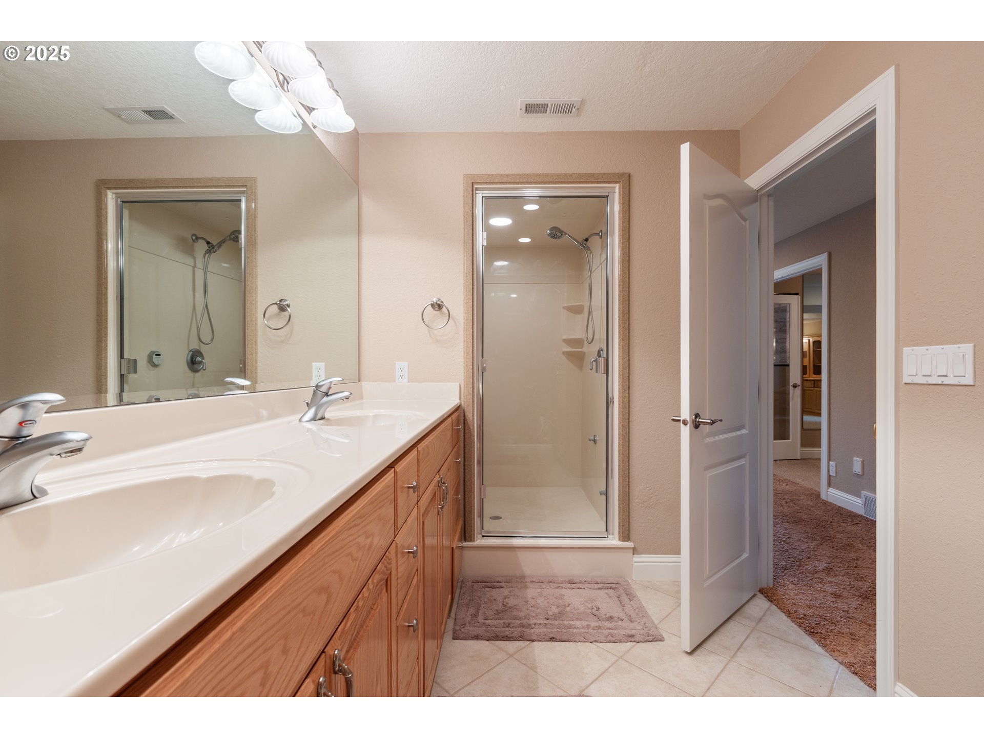 13767 North Bank Road Roseburg, OR 97470 - Photo 43 of 48