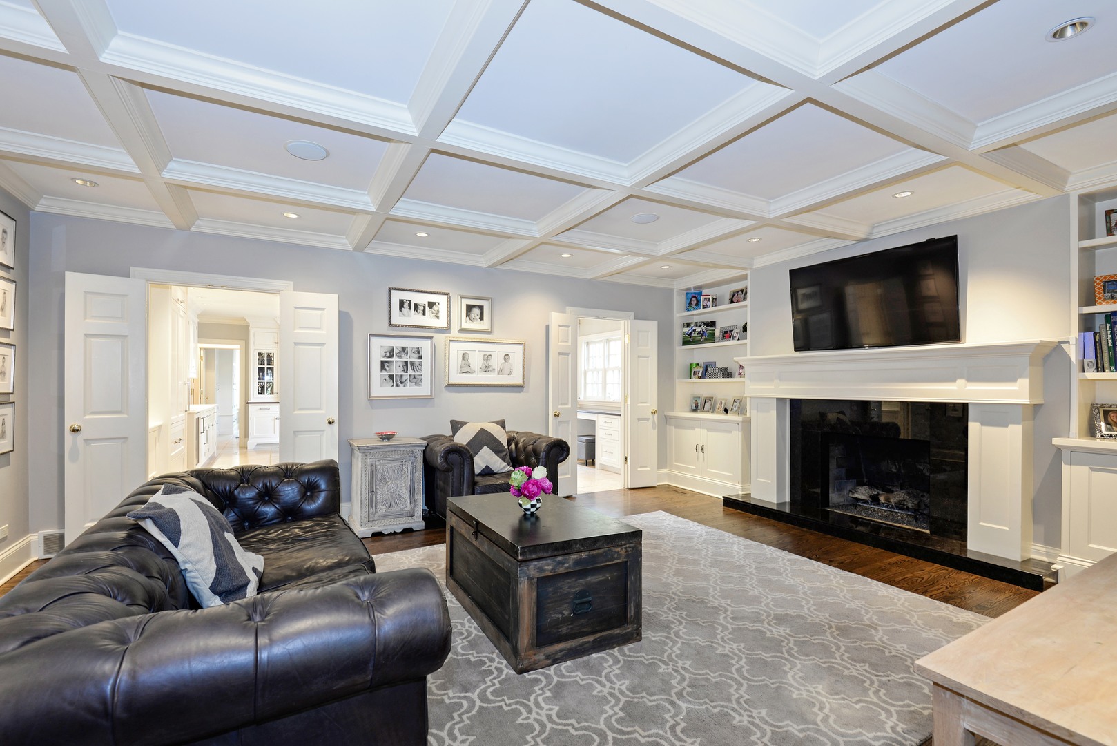1085 Hill Road Winnetka, IL 60093 - Photo 9 of 25