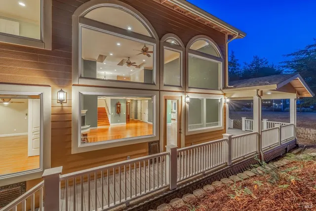 $2,320,000 | 16611 Pearl Ranch Road, Fort Bragg, CA 95437