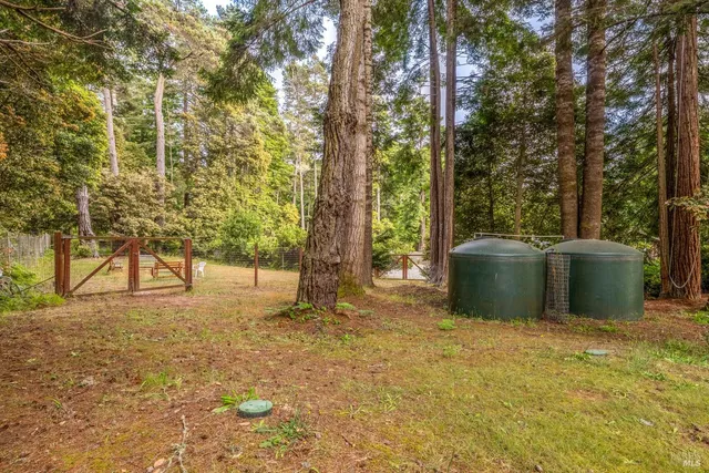 $2,320,000 | 16611 Pearl Ranch Road, Fort Bragg, CA 95437