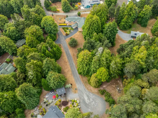 $2,320,000 | 16611 Pearl Ranch Road, Fort Bragg, CA 95437