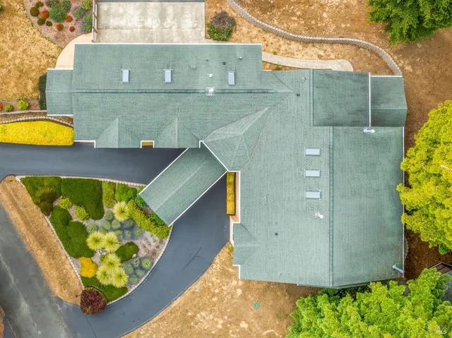 $2,320,000 | 16611 Pearl Ranch Road, Fort Bragg, CA 95437