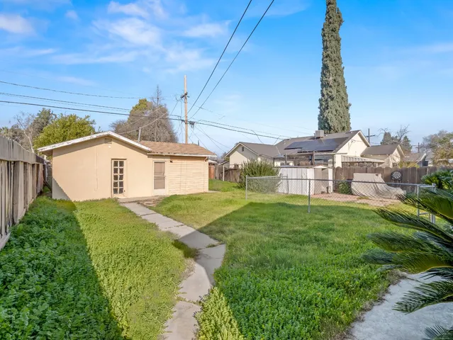$269,000 | 1315 East Fountain Way, Fresno, CA 93704