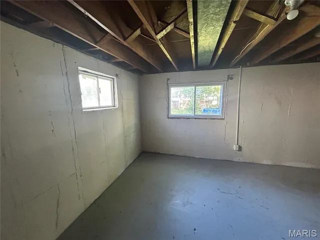 $250,000 | 7243 General Sherman Lane, St. Louis, MO 63123