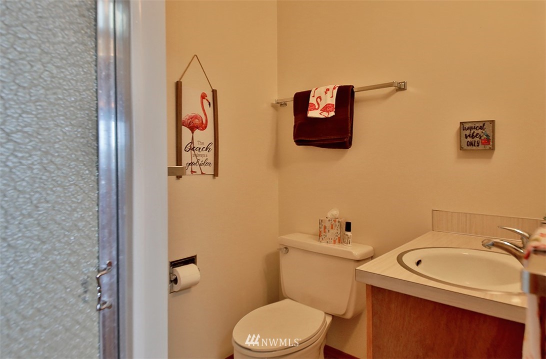 4526 South June Beach Road Freeland, WA 98249 - Photo 17 of 39