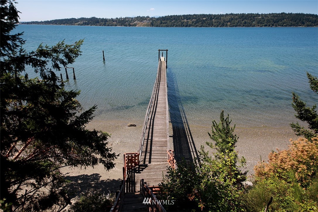 4526 South June Beach Road Freeland, WA 98249 - Photo 29 of 39