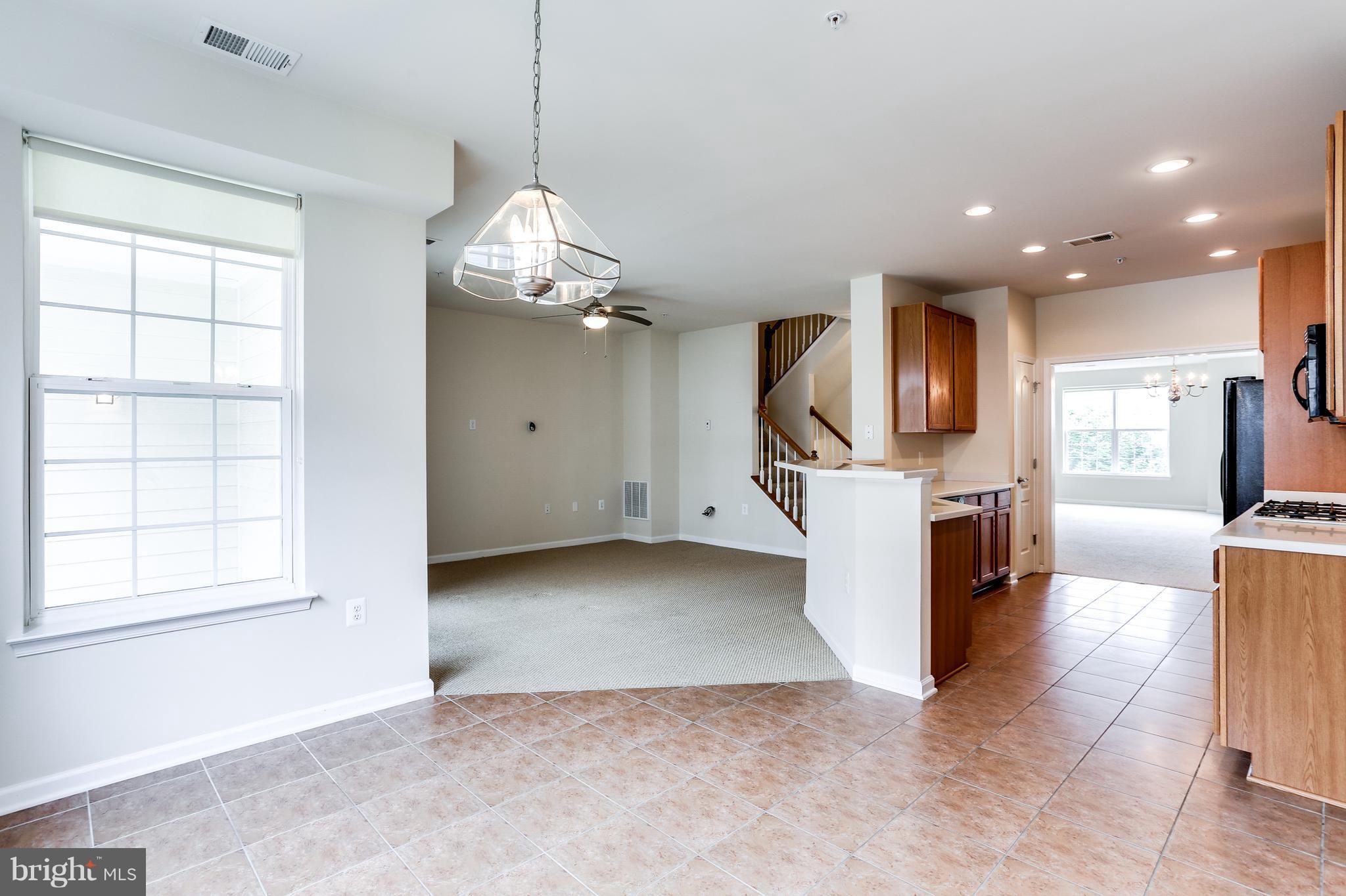 2206 Highfly Terrace Silver Spring, MD 20902 - Photo 11 of 25 Interior (General)