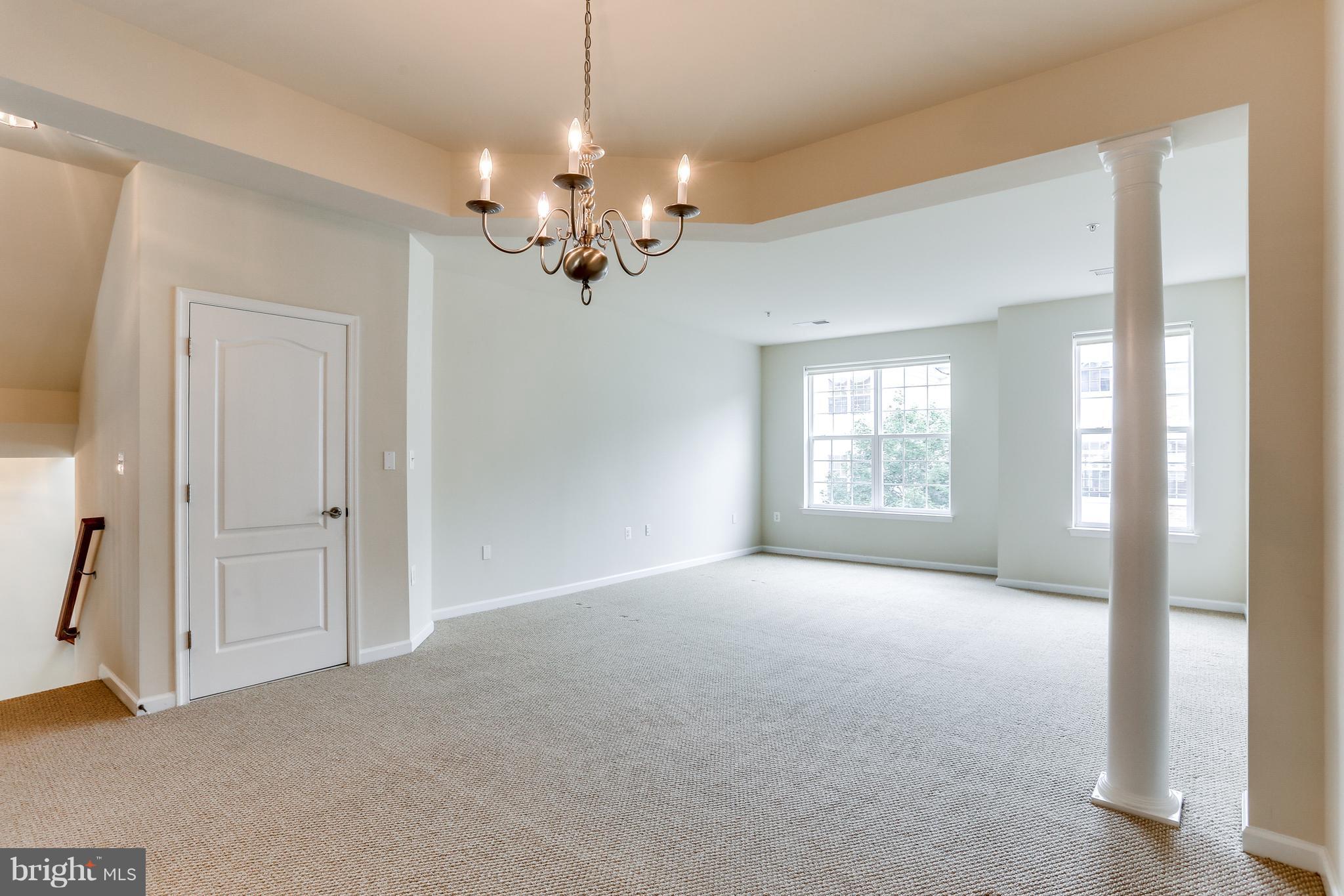 2206 Highfly Terrace Silver Spring, MD 20902 - Photo 4 of 25 Interior (General)