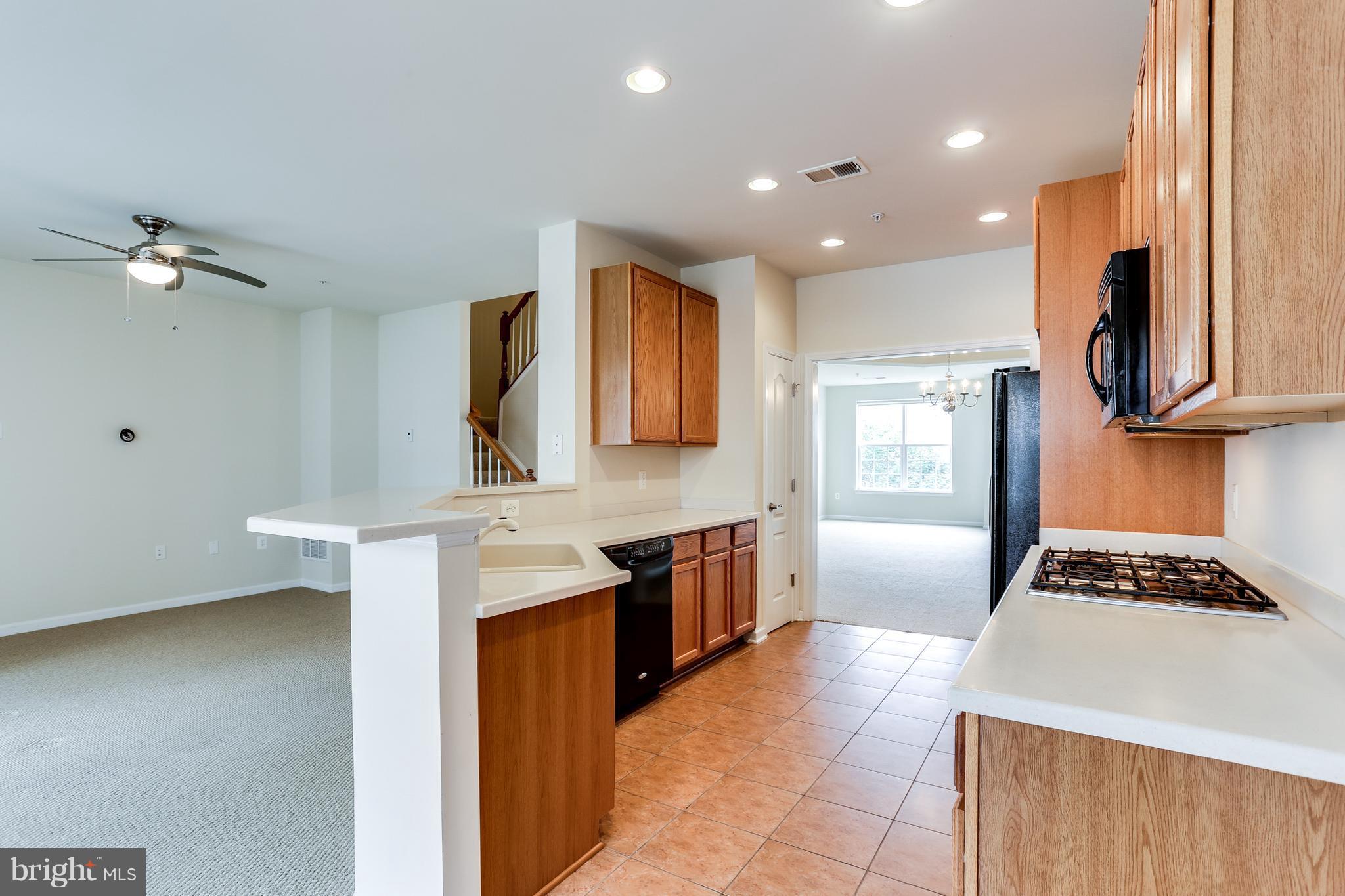 2206 Highfly Terrace Silver Spring, MD 20902 - Photo 8 of 25 Kitchen