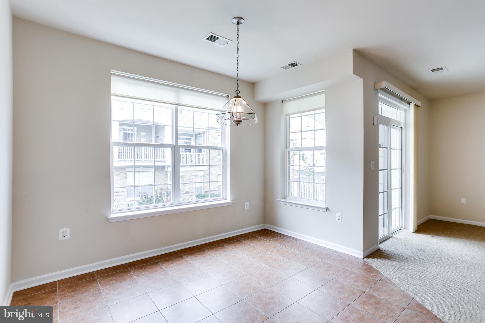 2206 Highfly Terrace Silver Spring, MD 20902 - Photo 10 of 25 Interior (General)