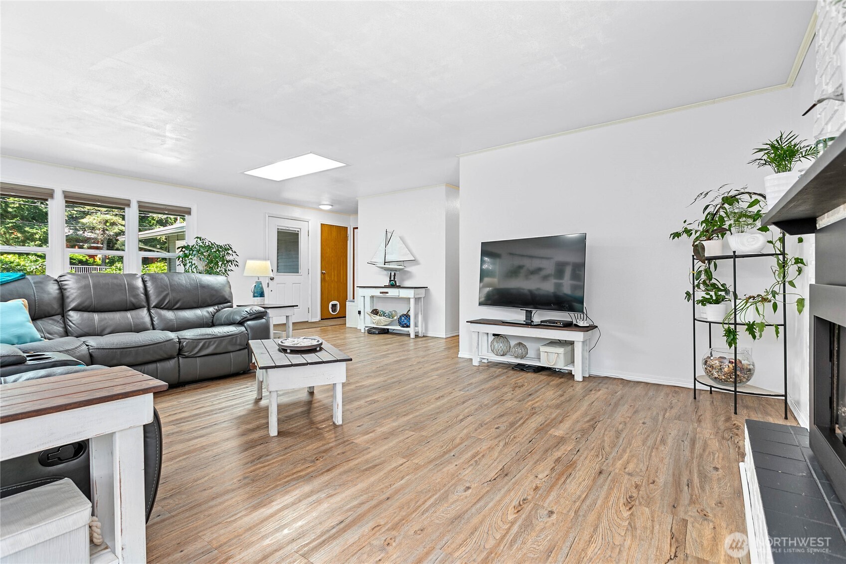 2348 Yew Street Road Bellingham, WA 98229 - Photo 8 of 34 Gallery Image 8