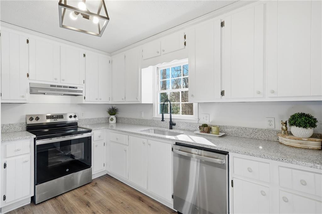 5641 Riding Woods Drive Southwest Powder Springs, GA 30127 - Photo 16 of 41