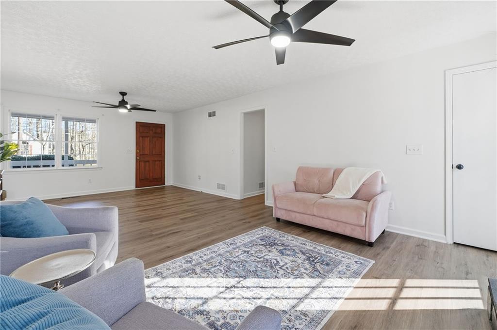 5641 Riding Woods Drive Southwest Powder Springs, GA 30127 - Photo 6 of 41