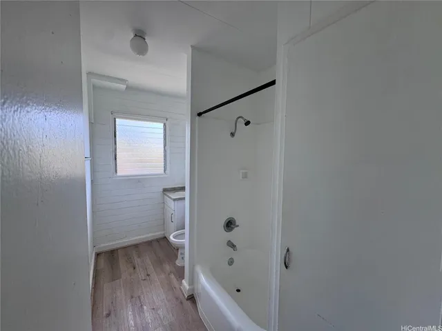 $2,100 | 2624 Nahaku Place, Unit A, Honolulu, HI 96826