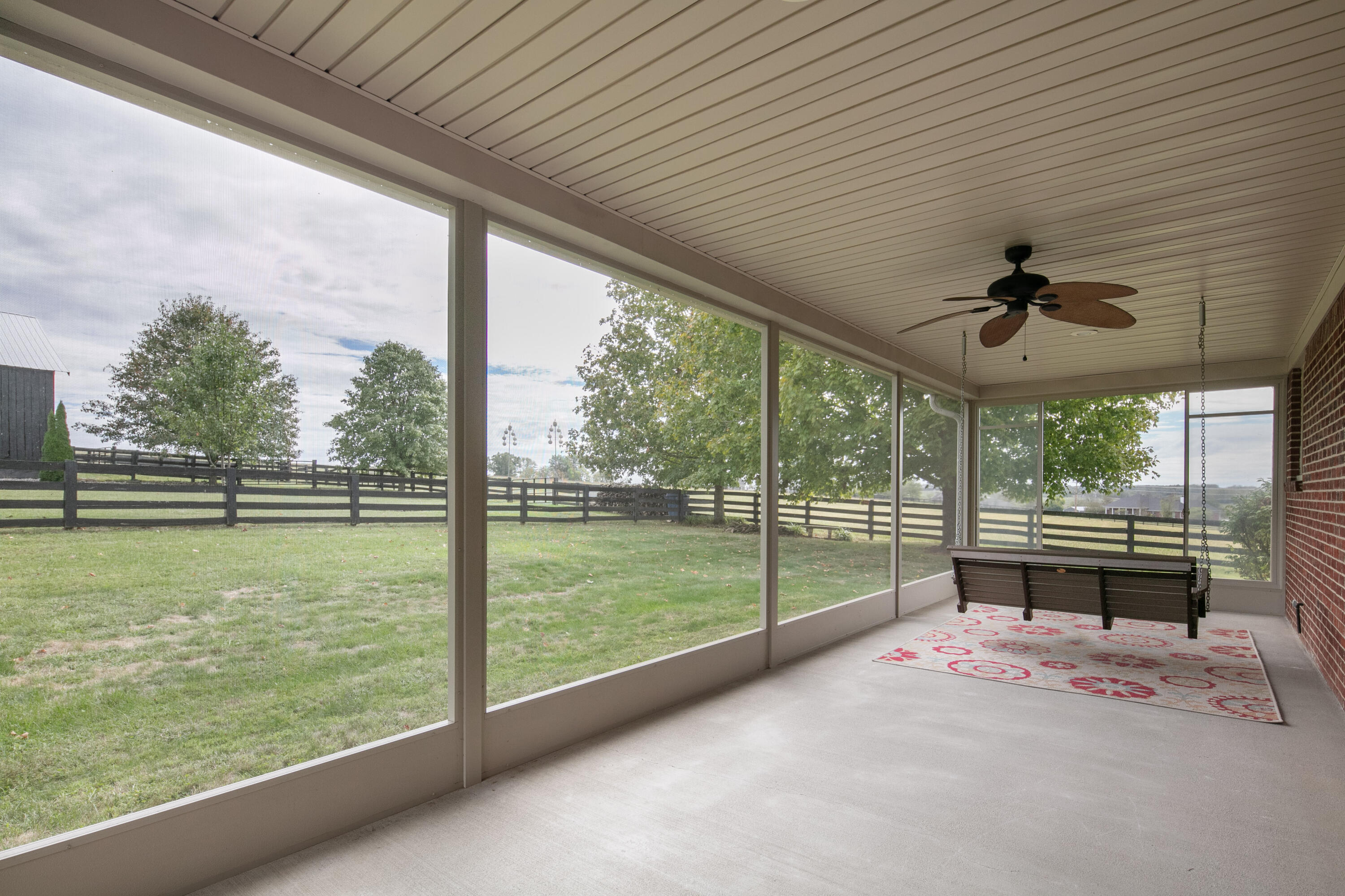4295 Vince Road Nicholasville, KY 40356 - Photo 26 of 33 Screened back porch