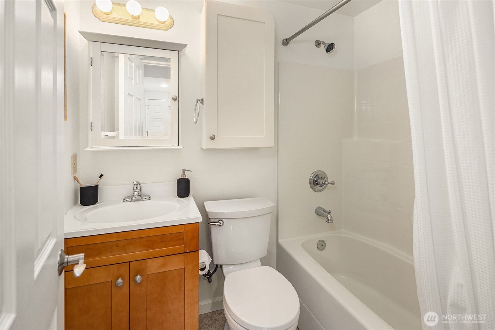 757 North 65th Street Seattle, WA 98103 - Photo 24 of 40