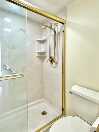 $3,000 | 200 Greytwig Road, Unit 212, Vero Beach, FL 32963