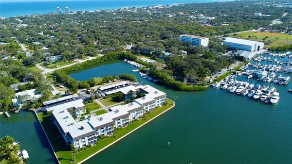 $3,000 | 200 Greytwig Road, Unit 212, Vero Beach, FL 32963