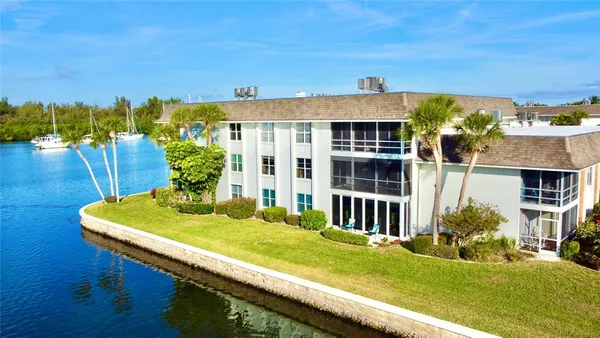 $3,000 | 200 Greytwig Road, Unit 212, Vero Beach, FL 32963